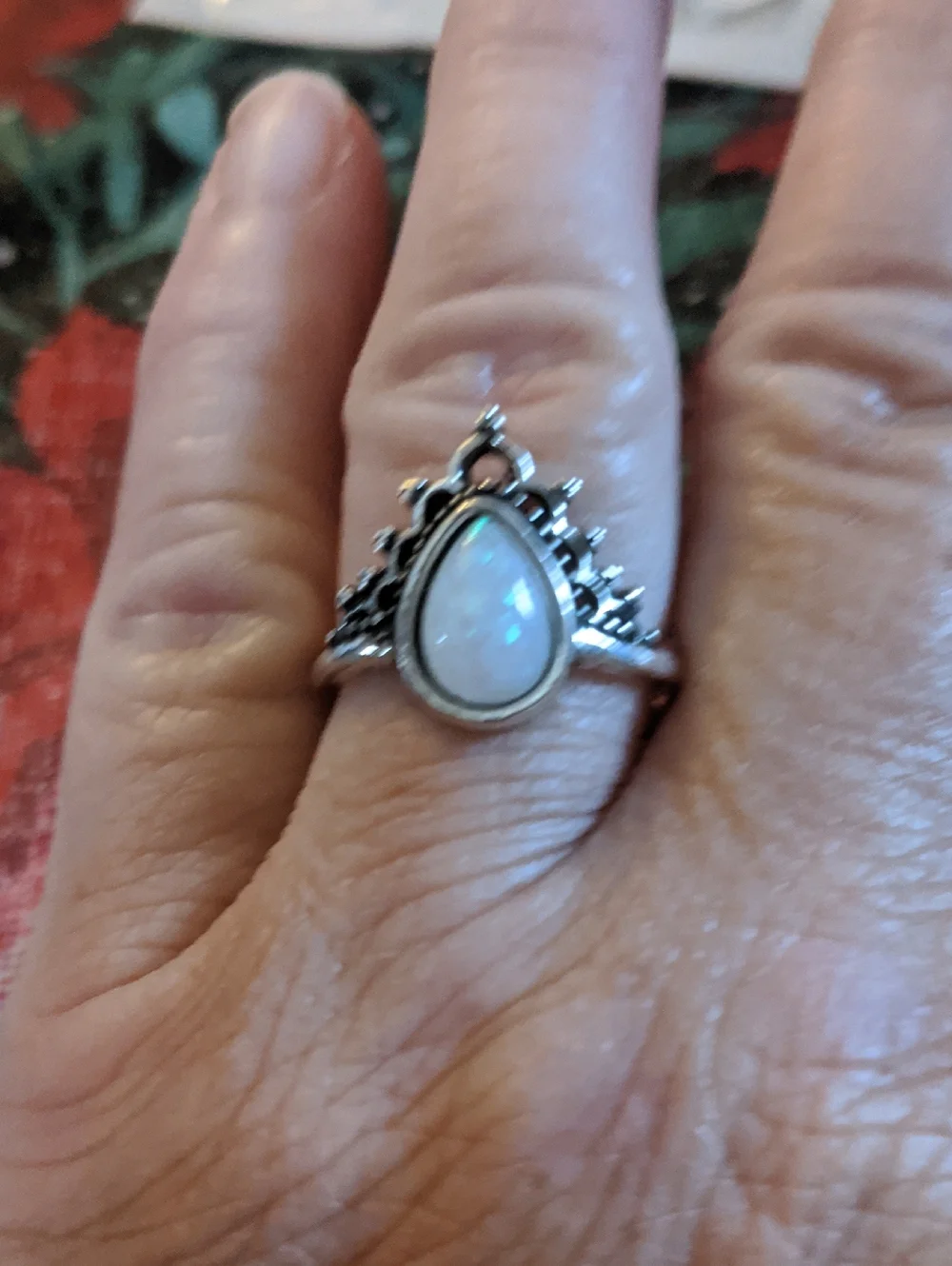 Vintage Geometric Simulated Opal Gemstone Ring, T1B8E